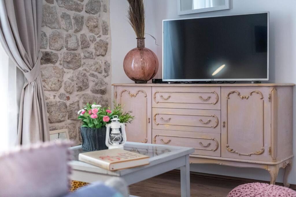 Flora-Heartbeat Old City Three Bedrooms Apartment Dubrovnik Exterior foto